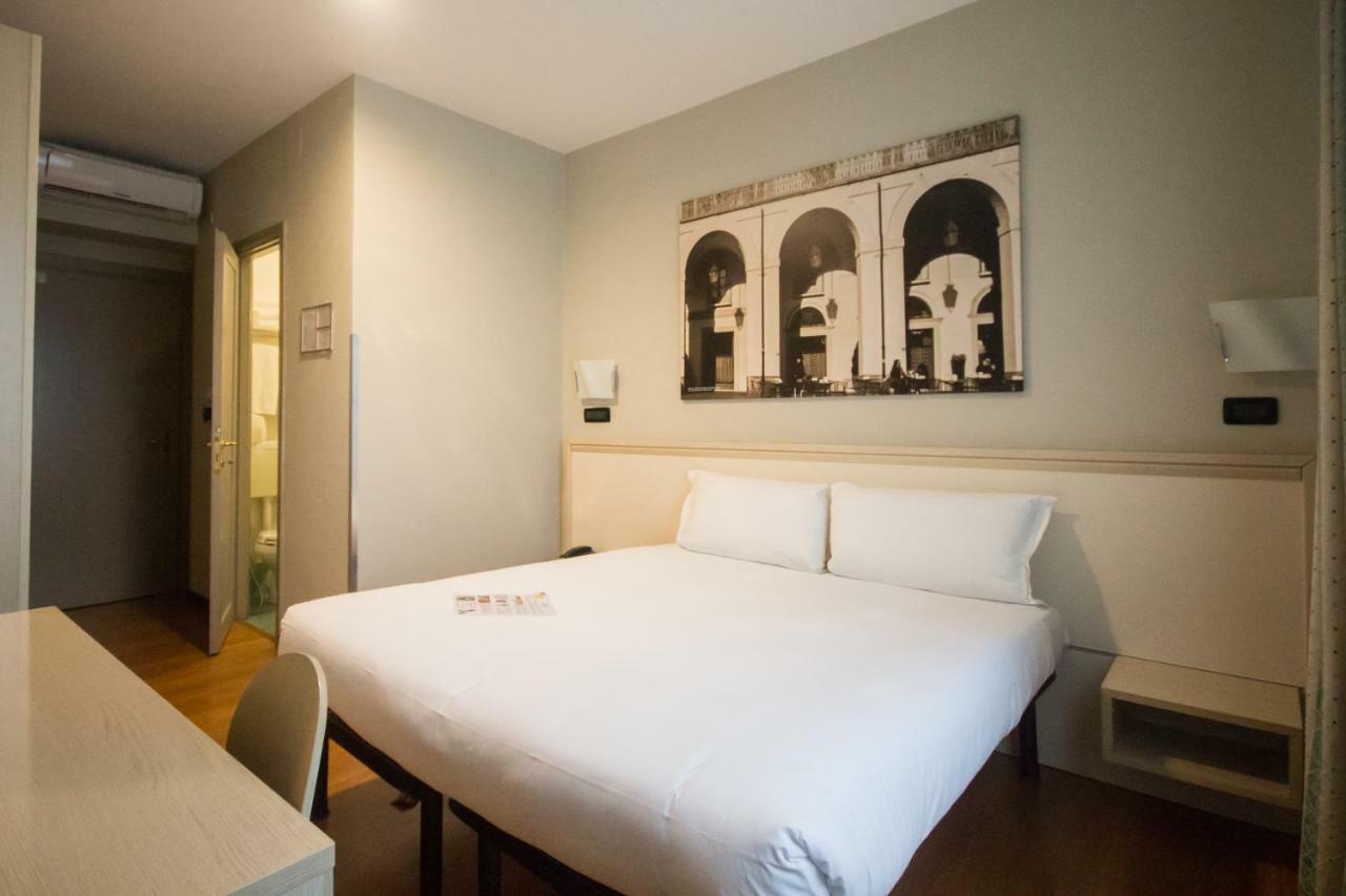 Best Quality Hotel Dock Milano Turin Bagian luar foto